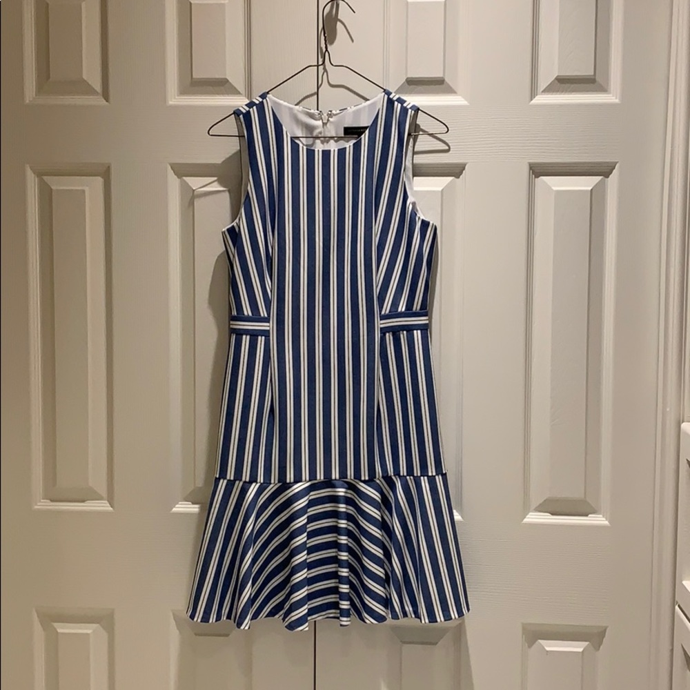 Sleeveless Banana Republic dress